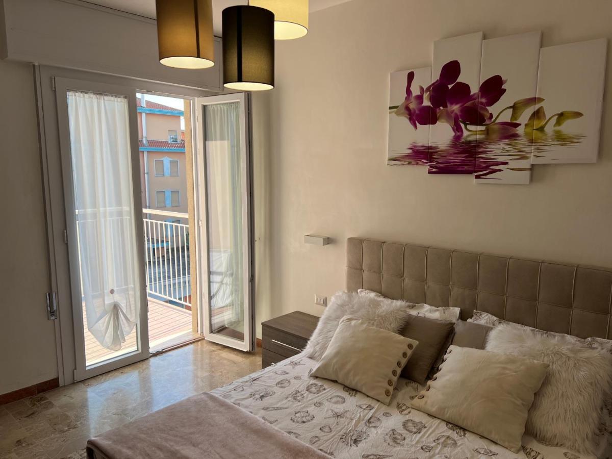 Residence Alba D'Oro Solo Famiglie Lido di Jesolo Buitenkant foto