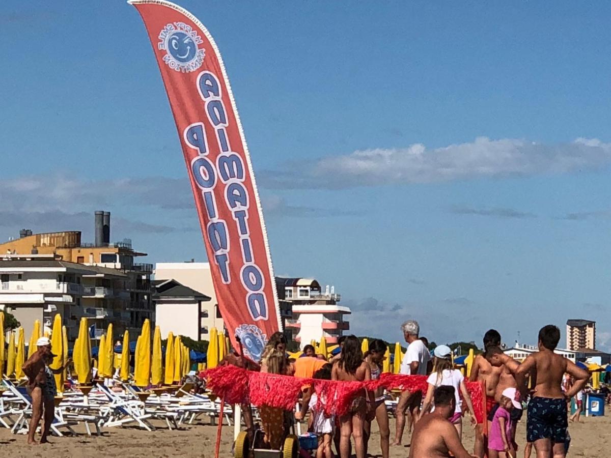 Residence Alba D'Oro Solo Famiglie Lido di Jesolo Buitenkant foto